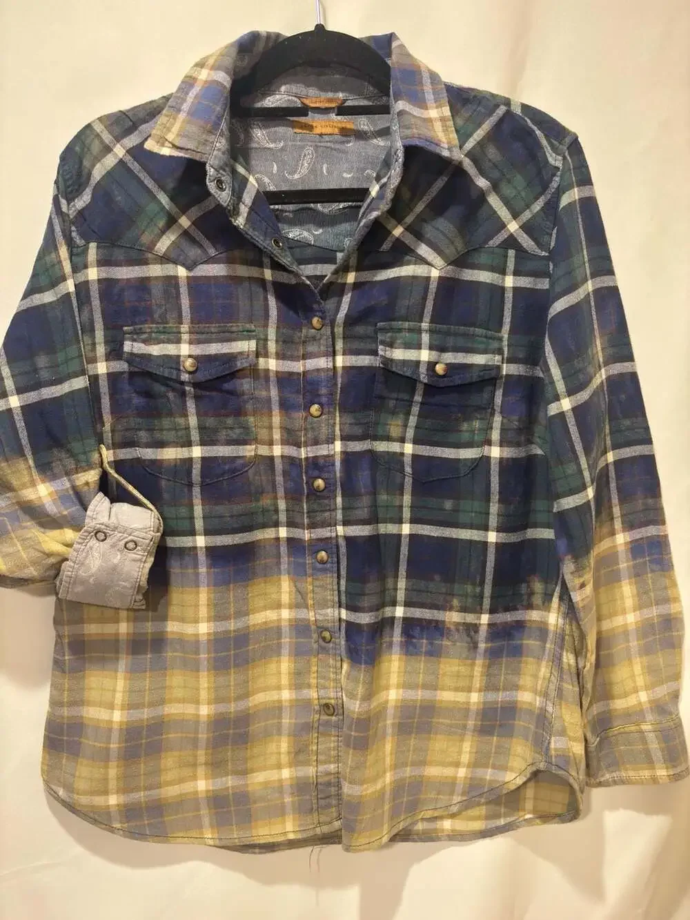 Reworked Flannel shirt L Women's Rinestoned Rolling Stones - Picture 3 of 7